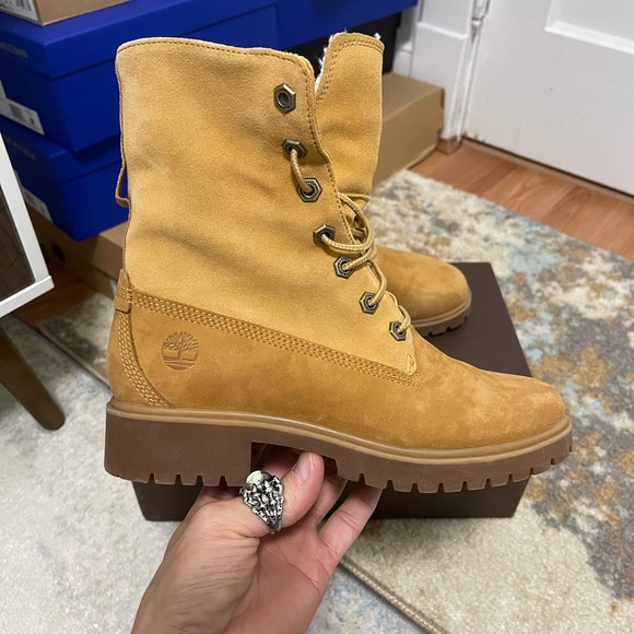 Like New Women’s Size 5.5 (Euro Size 36) Timberland Jayne Fleece Fold-down Boots - Picture 7 of 14